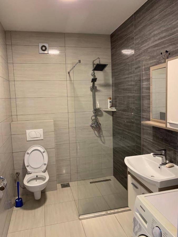 Plis Apartments 'Prishtina' Pristina Eksteriør billede