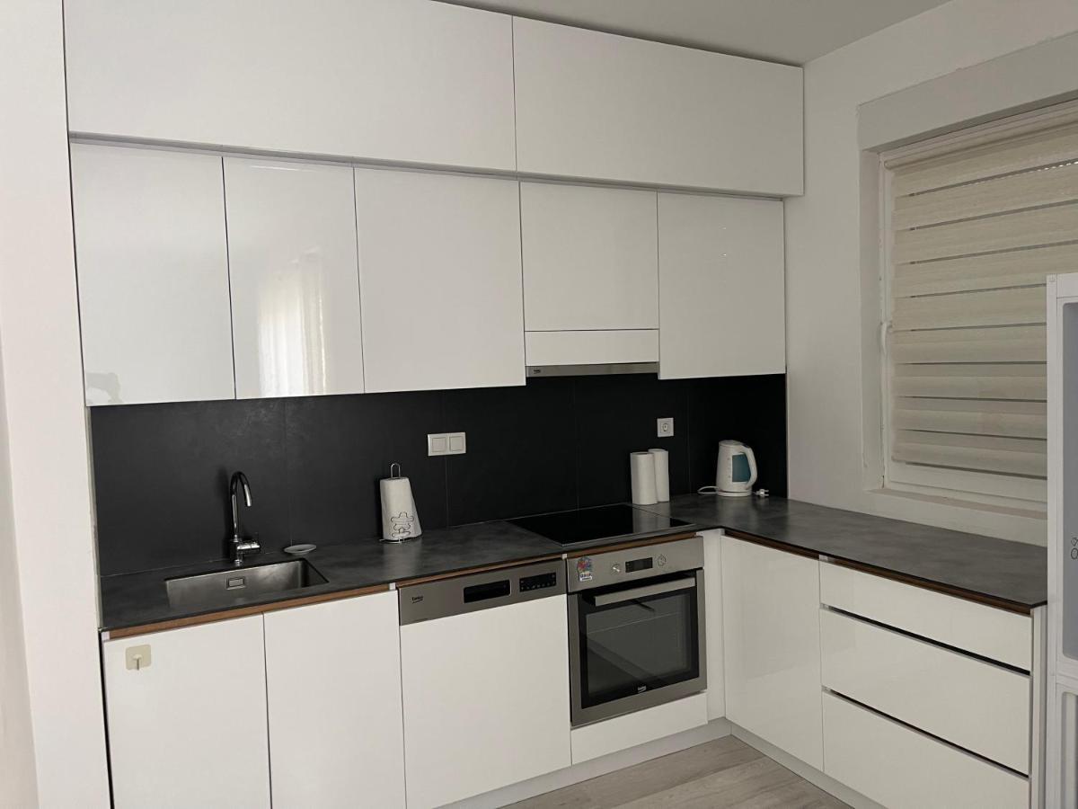 Plis Apartments 'Prishtina' Pristina Eksteriør billede
