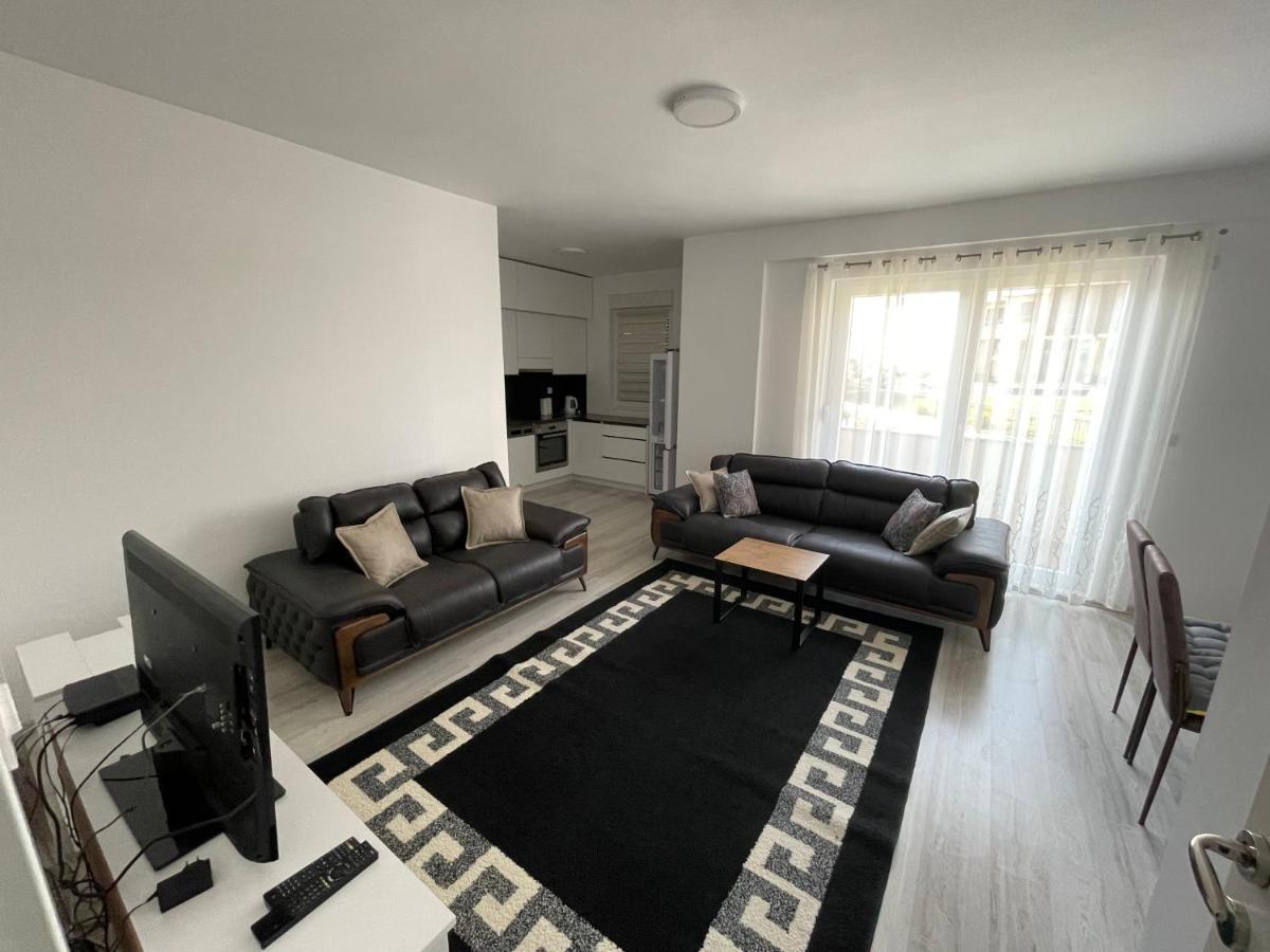 Plis Apartments 'Prishtina' Pristina Eksteriør billede